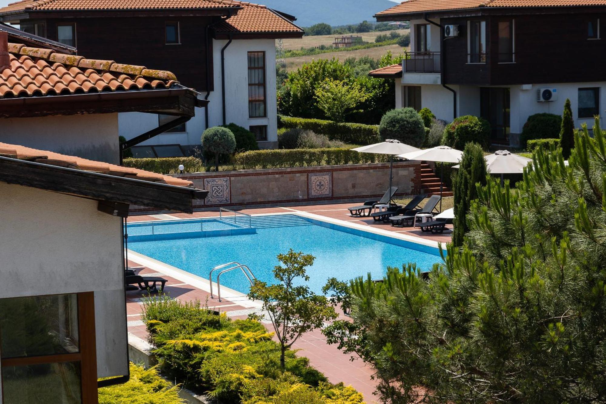 Villas In Complex Trakiyskiy Bryag Lozenets Luaran gambar